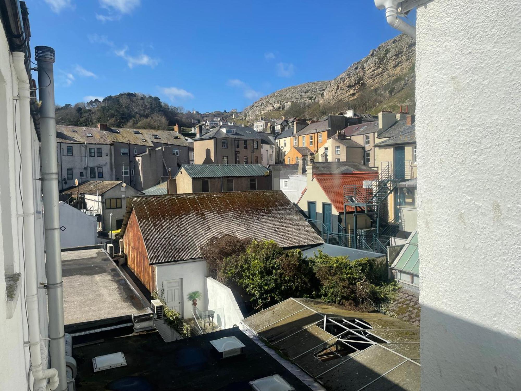 The Wildings Hotel & Tudno'S Restaurant Llandudno Exterior foto