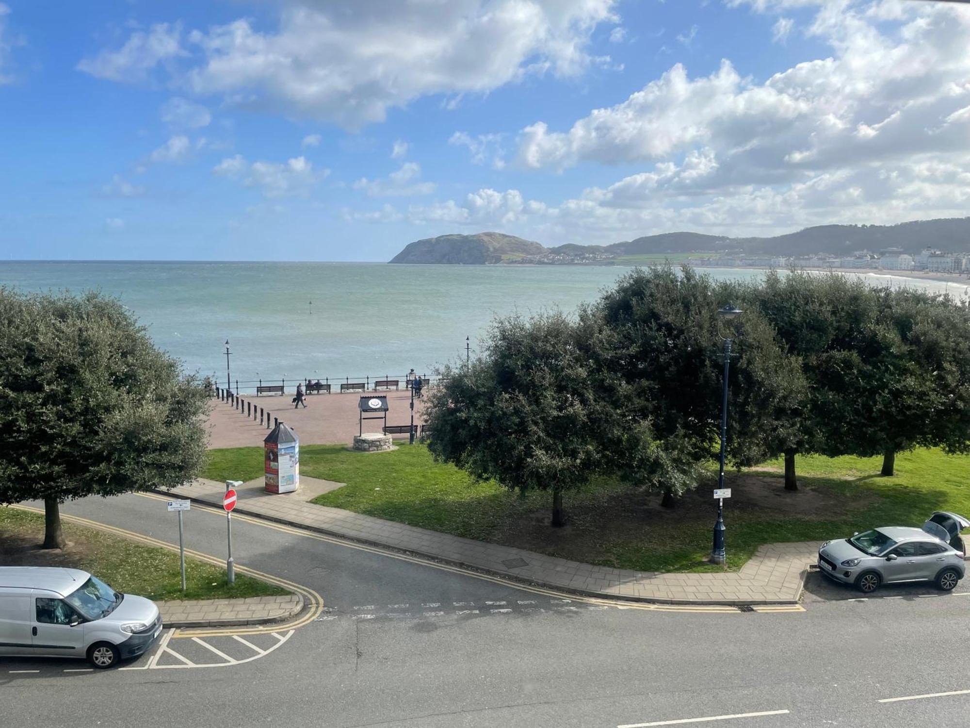 The Wildings Hotel & Tudno'S Restaurant Llandudno Exterior foto